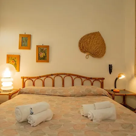 Villa Averla-costa Paradiso, Con Giardino Vista Graniti E Mare