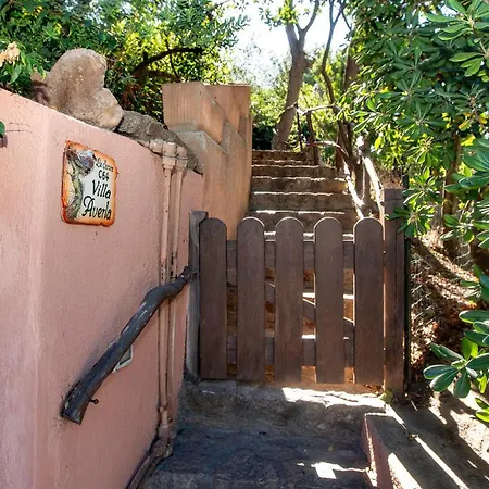 Villa Averla-costa Paradiso, Con Giardino Vista Graniti E Mare