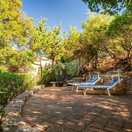 Villa Averla-costa Paradiso, Con Giardino Vista Graniti E Mare *